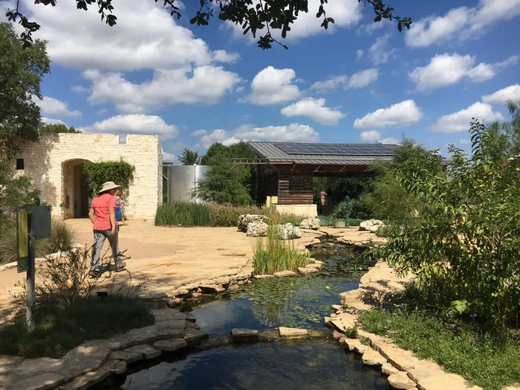 UT LBJ Wildflower Center Pavilion